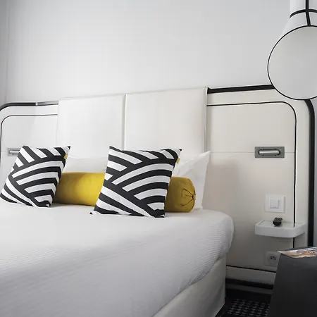 Ekta Champs Elysees 4*