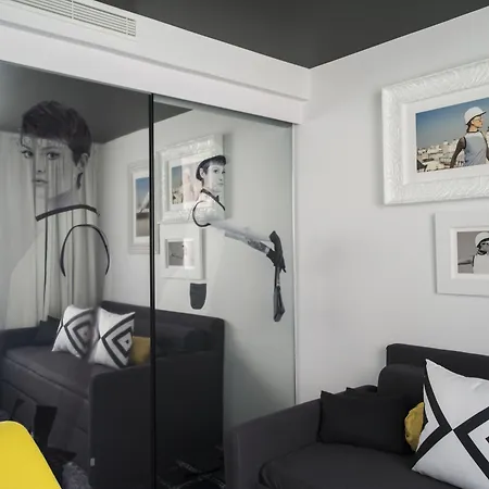 Hotel Ekta Champs Elysees