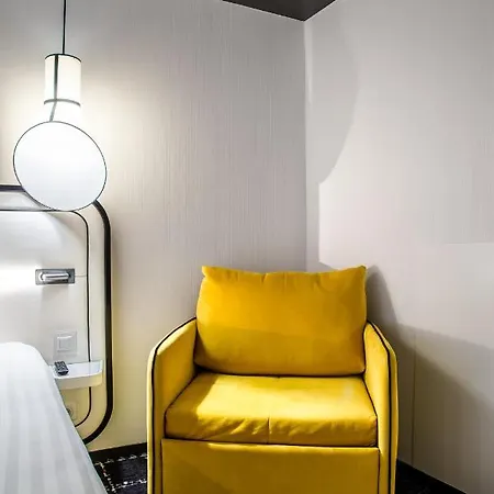 Hotel Ekta Champs Elysees Paris