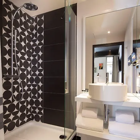 Ekta Champs Elysees 4*