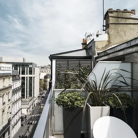 Ekta Champs Elysées Hotel París