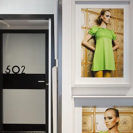 Ekta Champs Elysées 4*