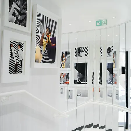 Ekta Champs Elysees 4* Paris