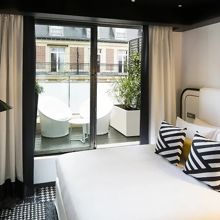 Ekta Champs Elysees Hotel Paris