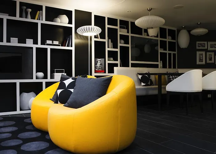 Hotel Ekta Champs Elysees Paris