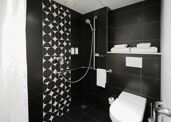 Ekta Champs Elysees 4* Paris