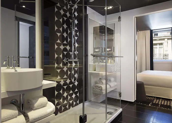 Ekta Champs Elysees Hotel Paris