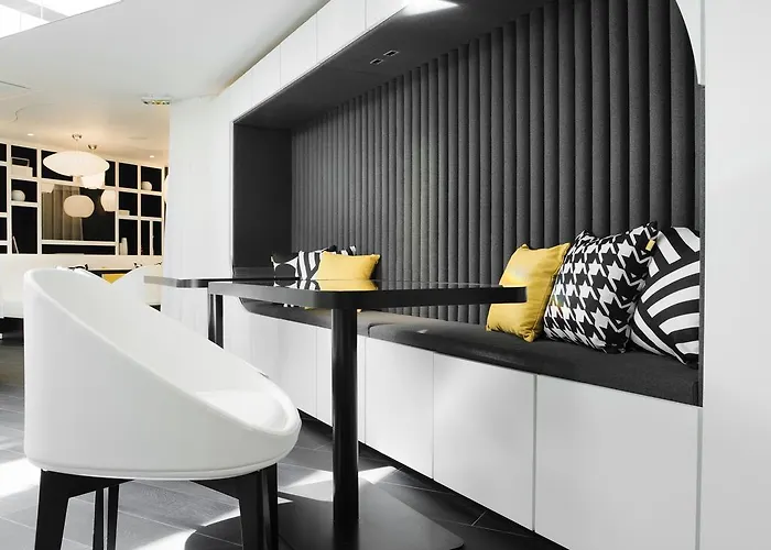 Ekta Champs Elysees Hotel Paris