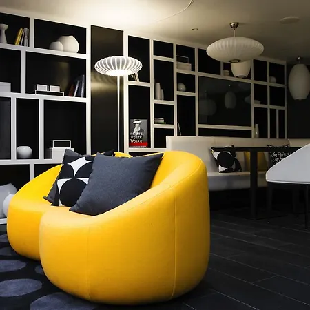Otel Ekta Champs Elysees Paris