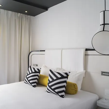 Otel Ekta Champs Elysees Paris
