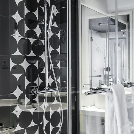 Otel Ekta Champs Elysees Paris