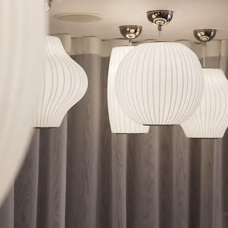 Ekta Champs Elysees 4*