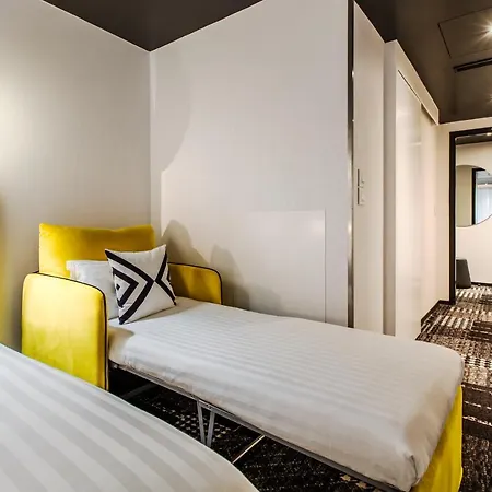 Ekta Champs Elysees Hotel