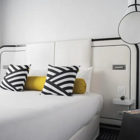 Ekta Champs Elysees Hotel Paris