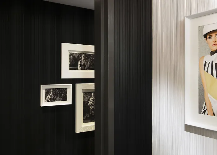 Hotel Ekta Champs Elysees